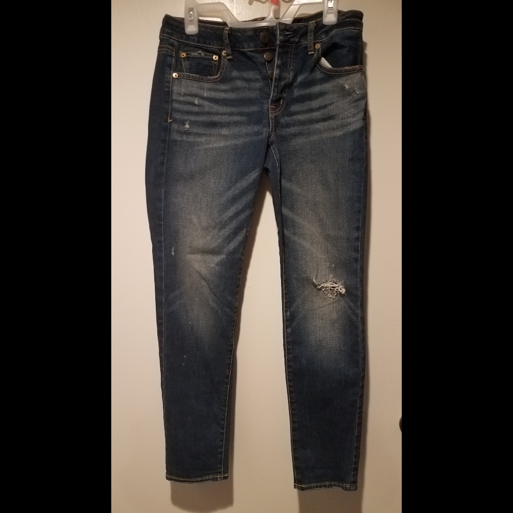 Boyfriend Jean- American Eagle - size 4 long